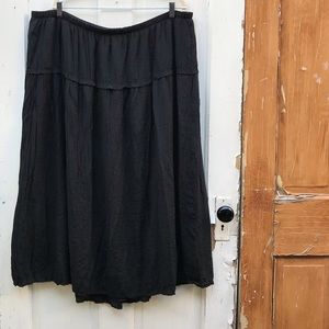 CJ Banks black flouncy skirt Size 3X